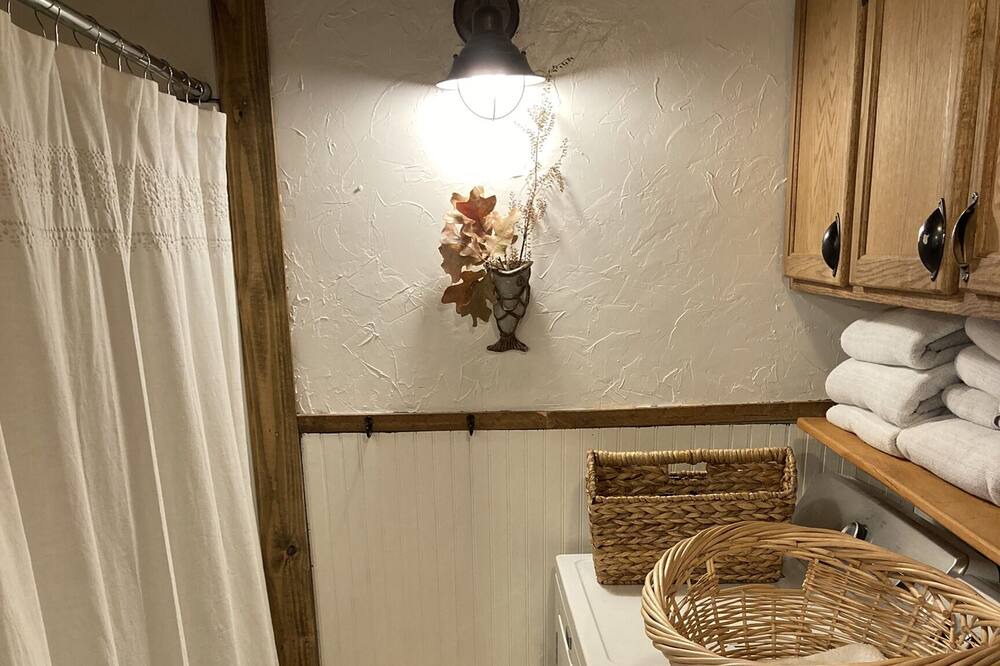 Photo of Bathroom in Hulbert