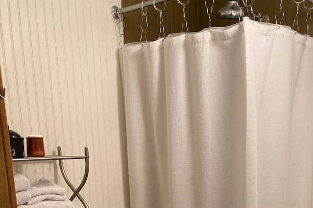 Photo of Bathroom in Hulbert