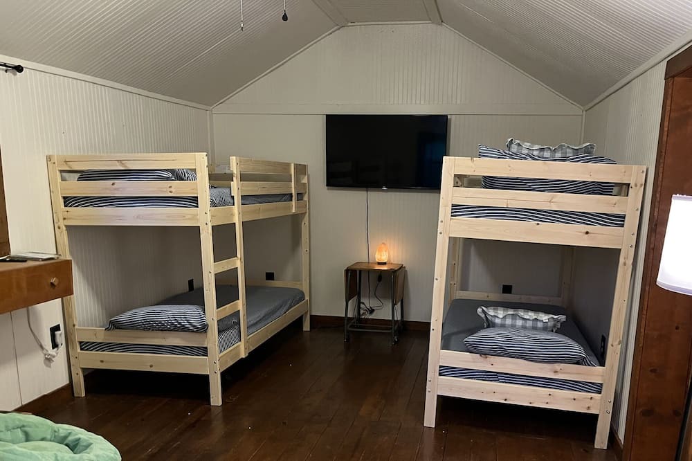 Photo of Bedroom in Hulbert
