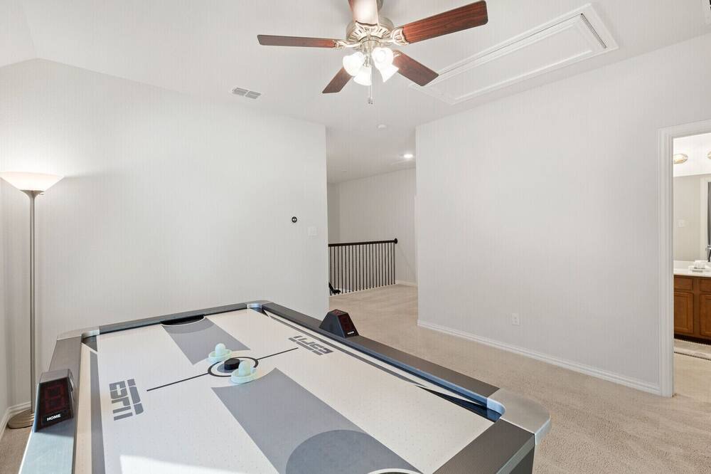 Photo of Bedroom in Aubrey