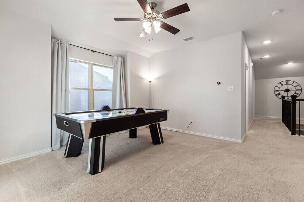Photo of Bedroom in Aubrey