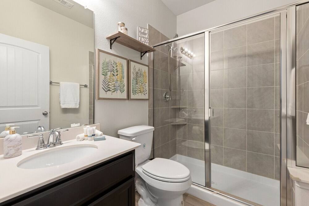 Photo of Bathroom in Aubrey