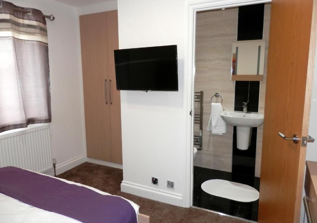 Photo of Bedroom in Cranford