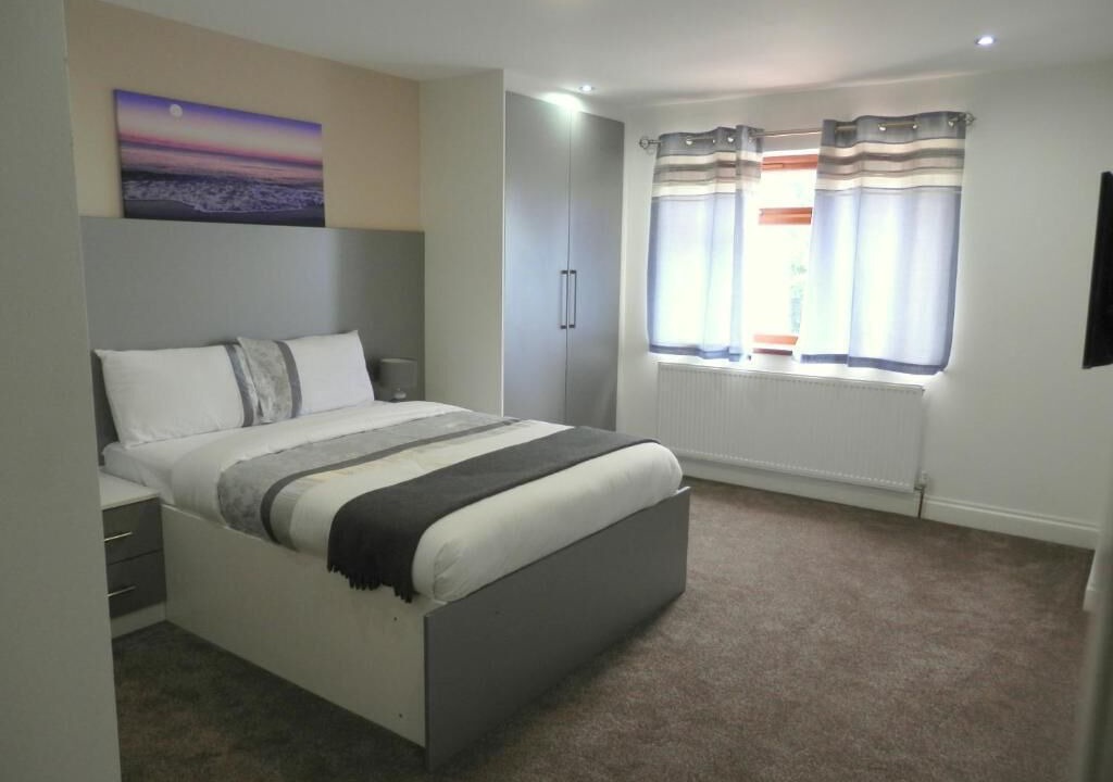 Photo of Bedroom in Cranford