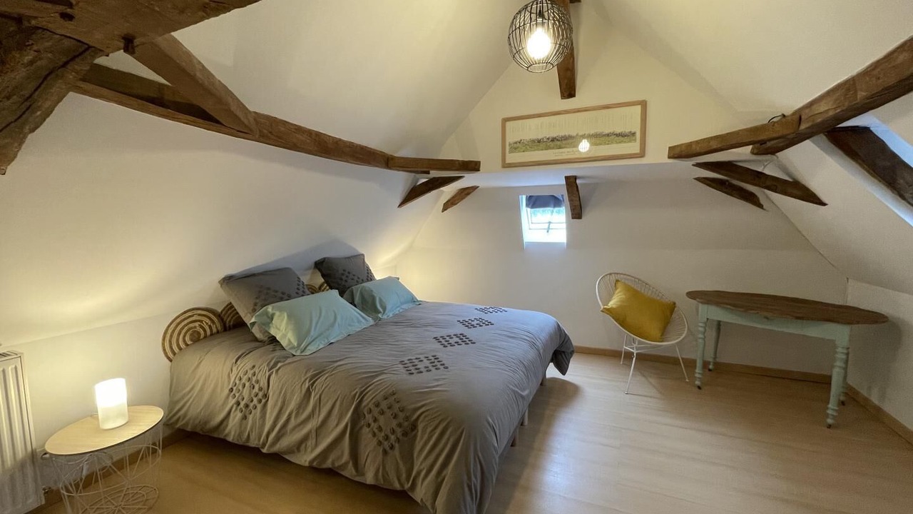 Photo of Others in Laroin