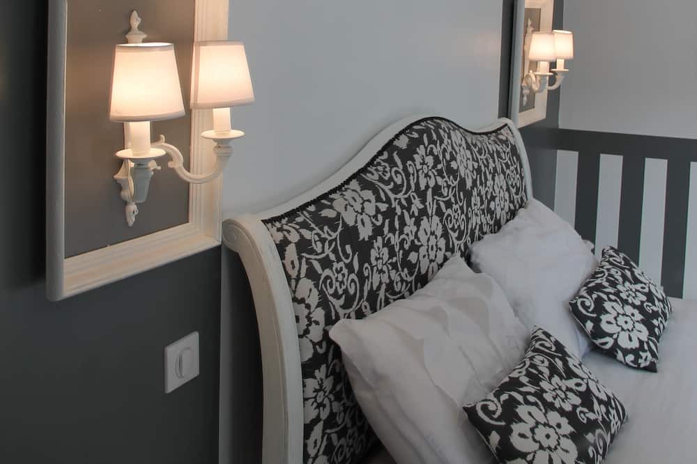 Photo of Bedroom in Saint-Martin-en-Biere