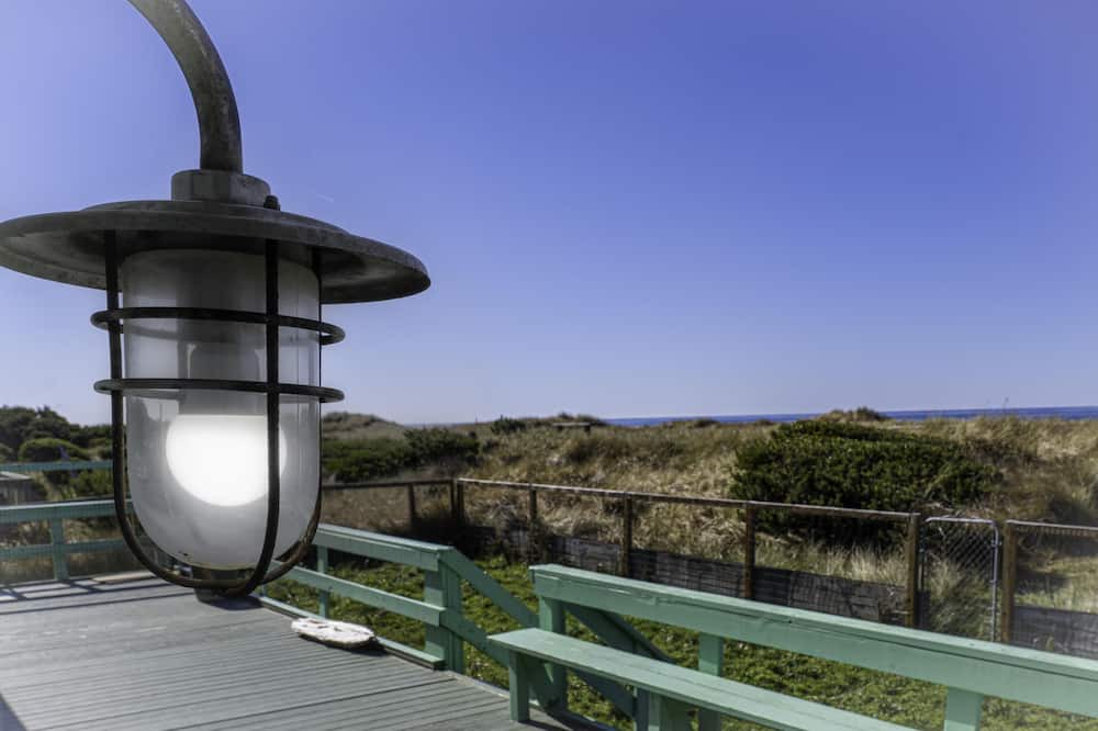 Photo of Patio Balcony in Bayshore