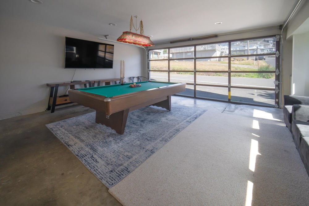 Photo of Bedroom in Roads End