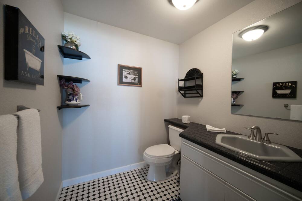 Photo of Bathroom in Roads End