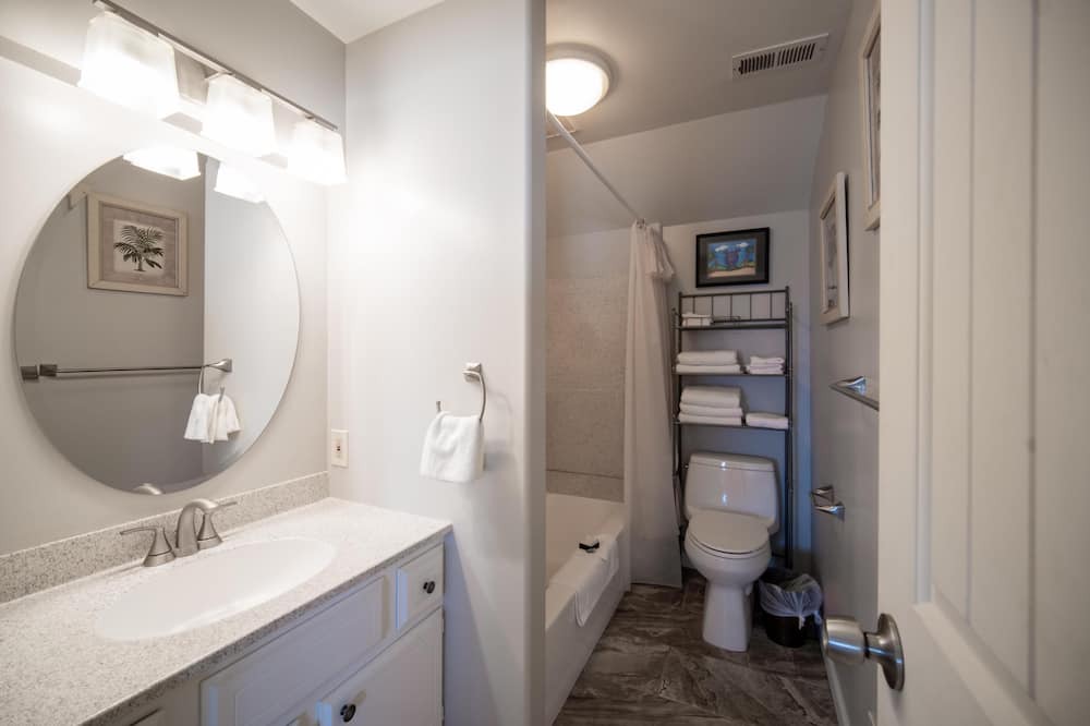Photo of Bathroom in Roads End