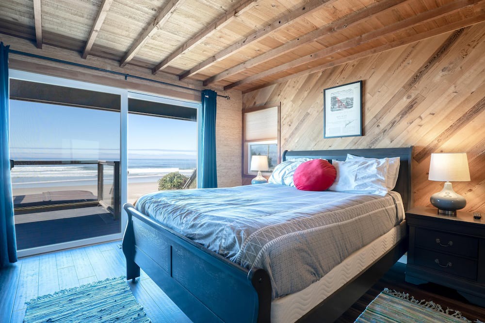 Photo of Bedroom in Roads End