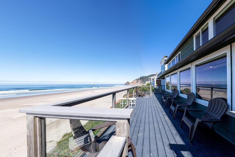 Photo of Patio Balcony in Roads End