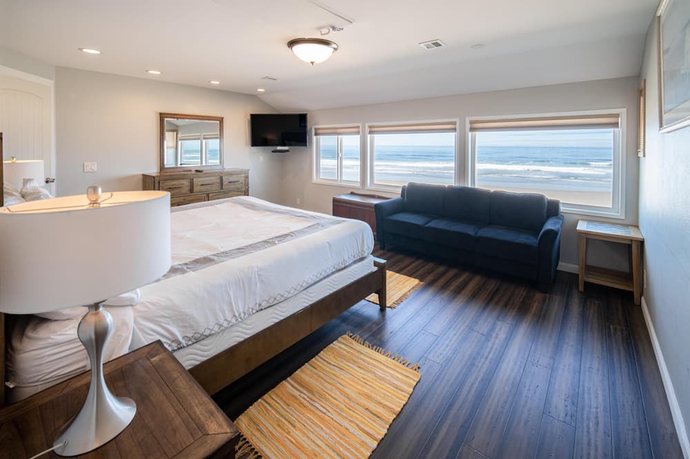 Photo of Bedroom in Roads End