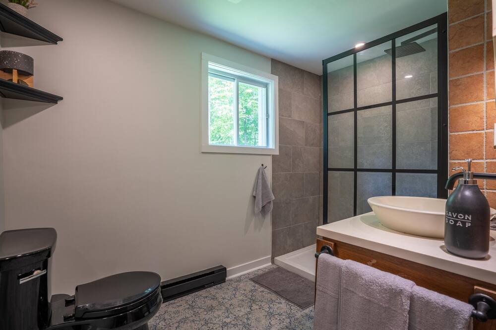 Photo of Bathroom in Pine Hill