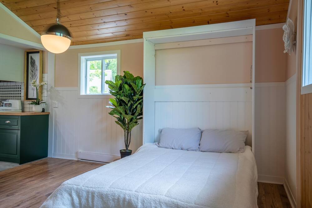 Photo of Bedroom in Pine Hill