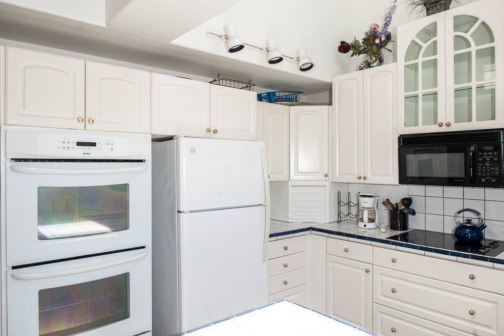 Photo of Kitchen in Seal Rock