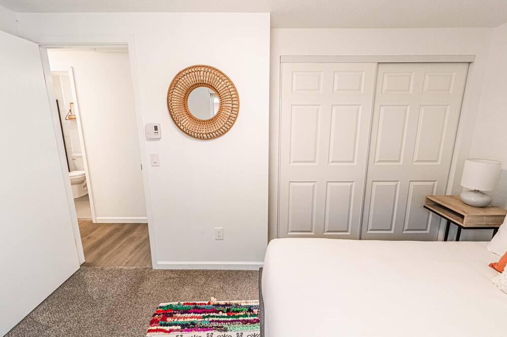 Photo of Bedroom in Seaside