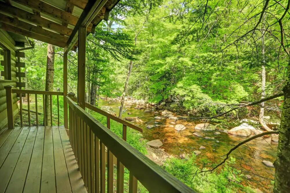 Photo of Patio Balcony in North Creek