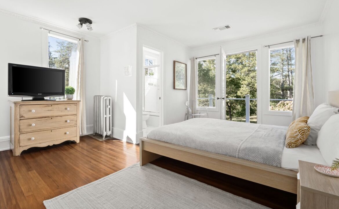 Photo of Others in Woodstock