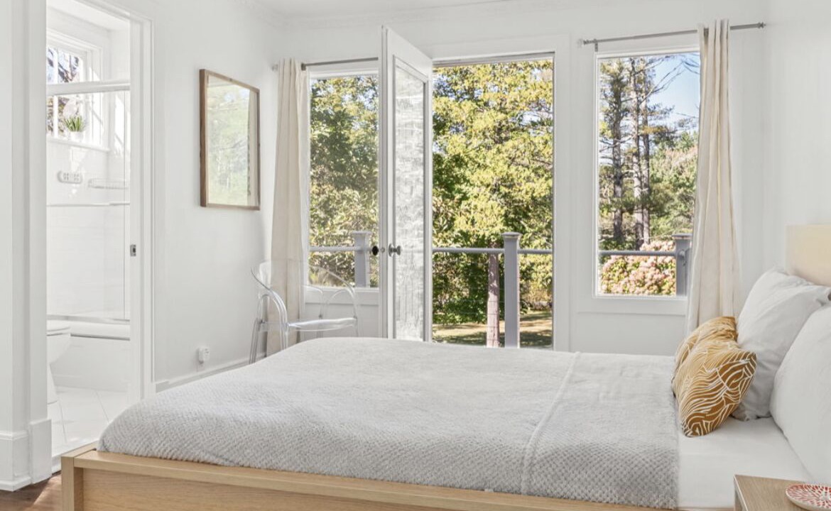 Photo of Others in Woodstock