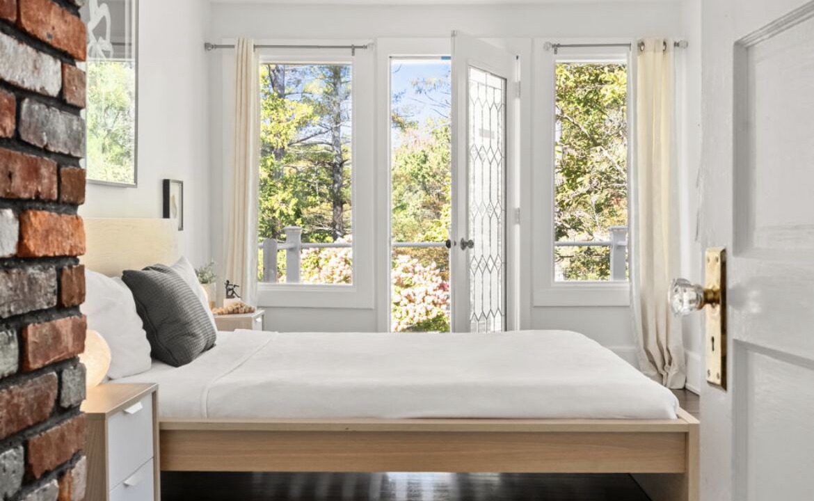 Photo of Others in Woodstock