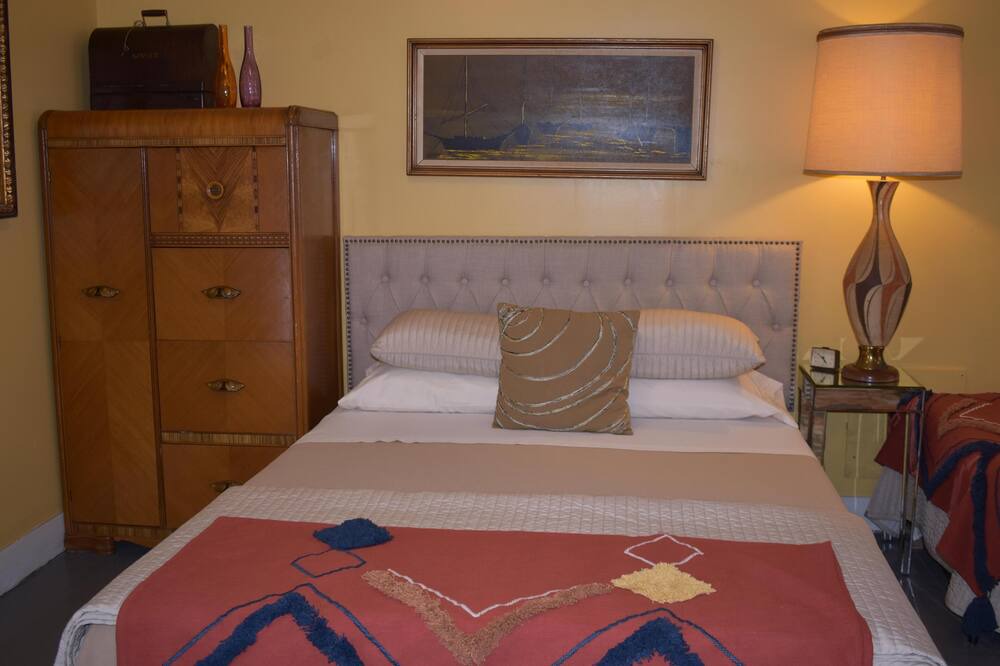 Photo of Bedroom in Jeffersonville