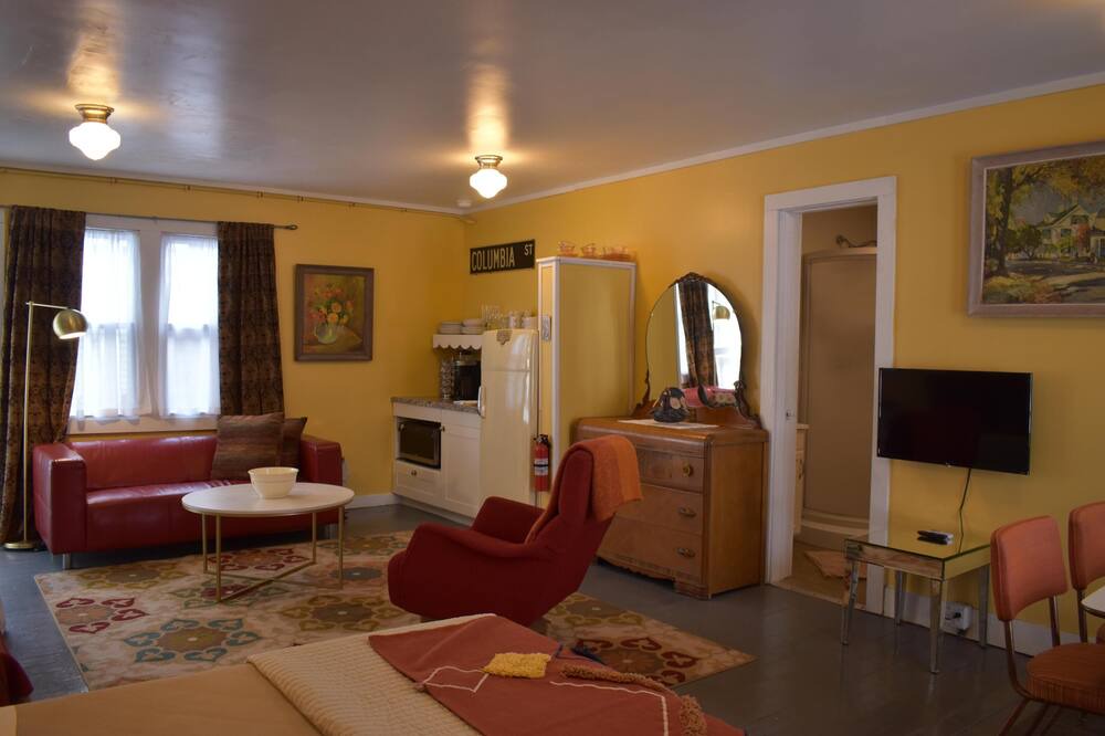 Photo of Bedroom in Jeffersonville