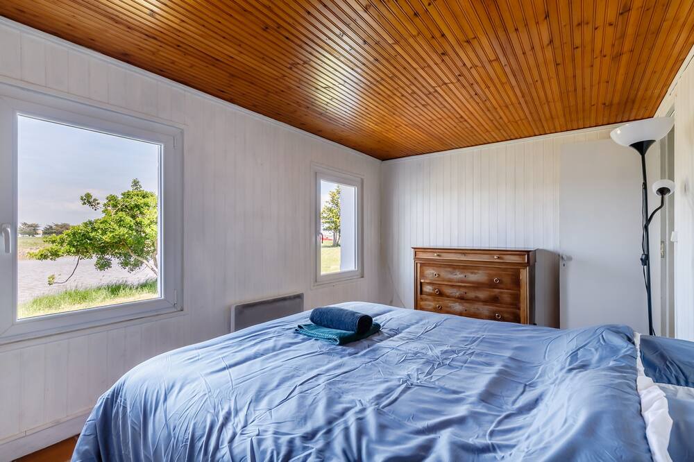 Photo of Bedroom in Beauvoir-sur-Mer