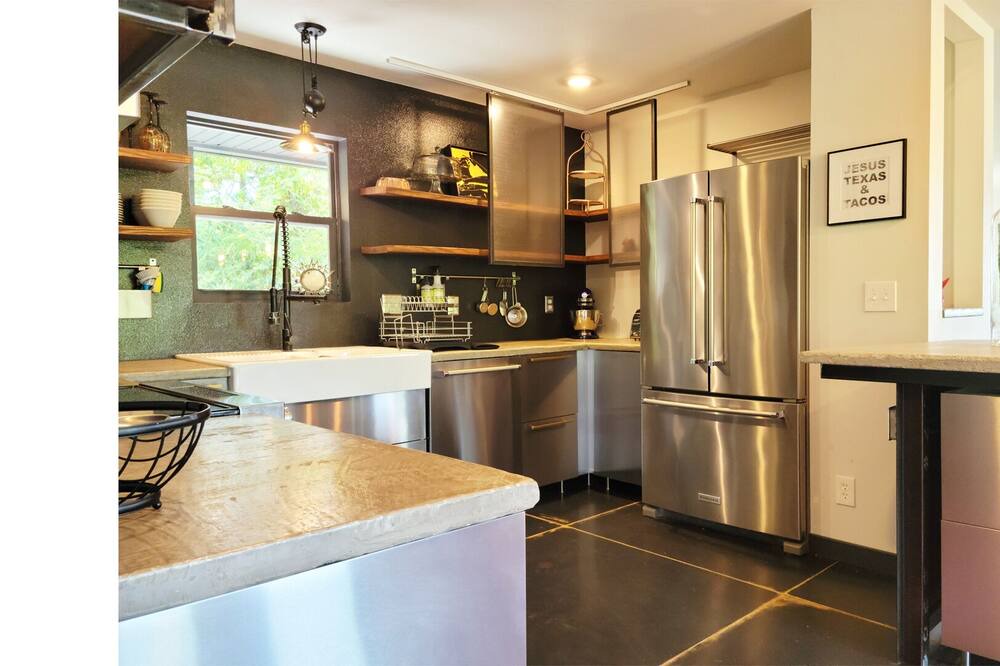 Photo of Kitchen in Flippin