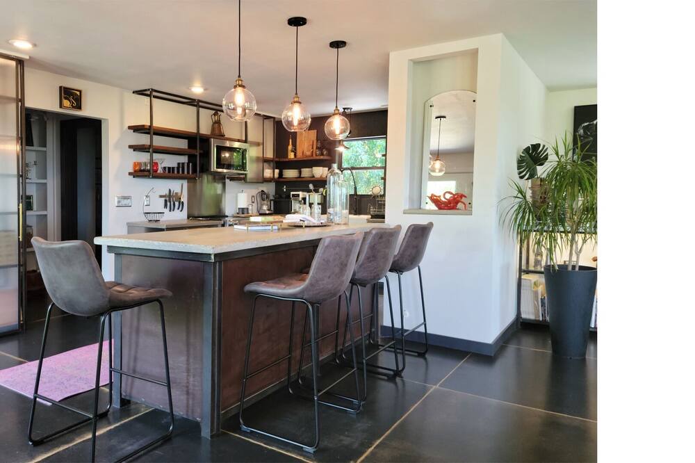 Photo of Kitchen in Flippin
