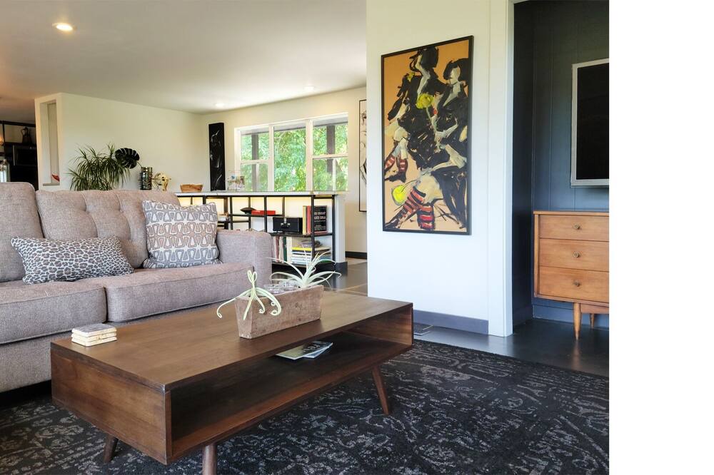 Photo of Livingroom in Flippin