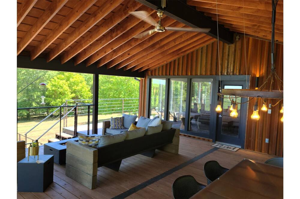 Photo of Livingroom in Flippin