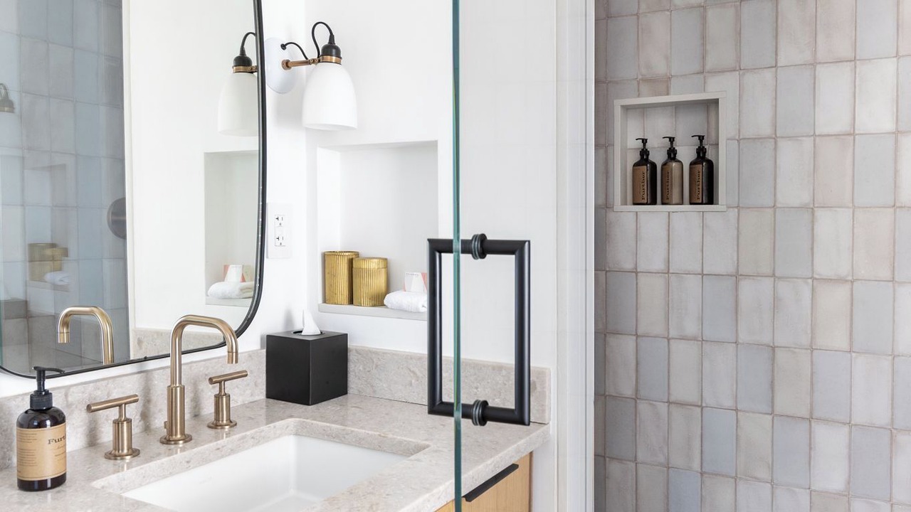 Photo of Bathroom in Brant Point