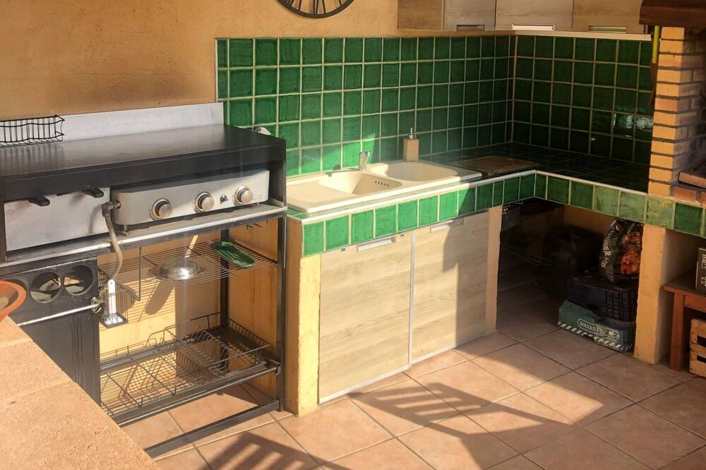 Photo of Kitchen in Corbere-les-Cabanes