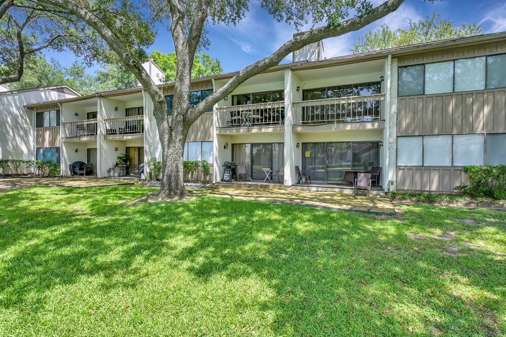 Photo of Outdoor in Walden on Lake Conroe