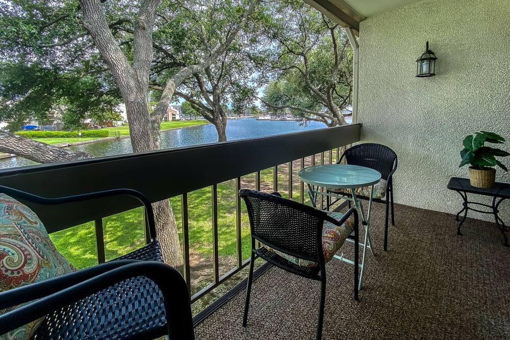 Photo of Outdoor in Walden on Lake Conroe