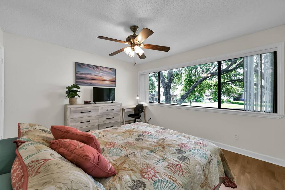 Photo of Others in Walden on Lake Conroe