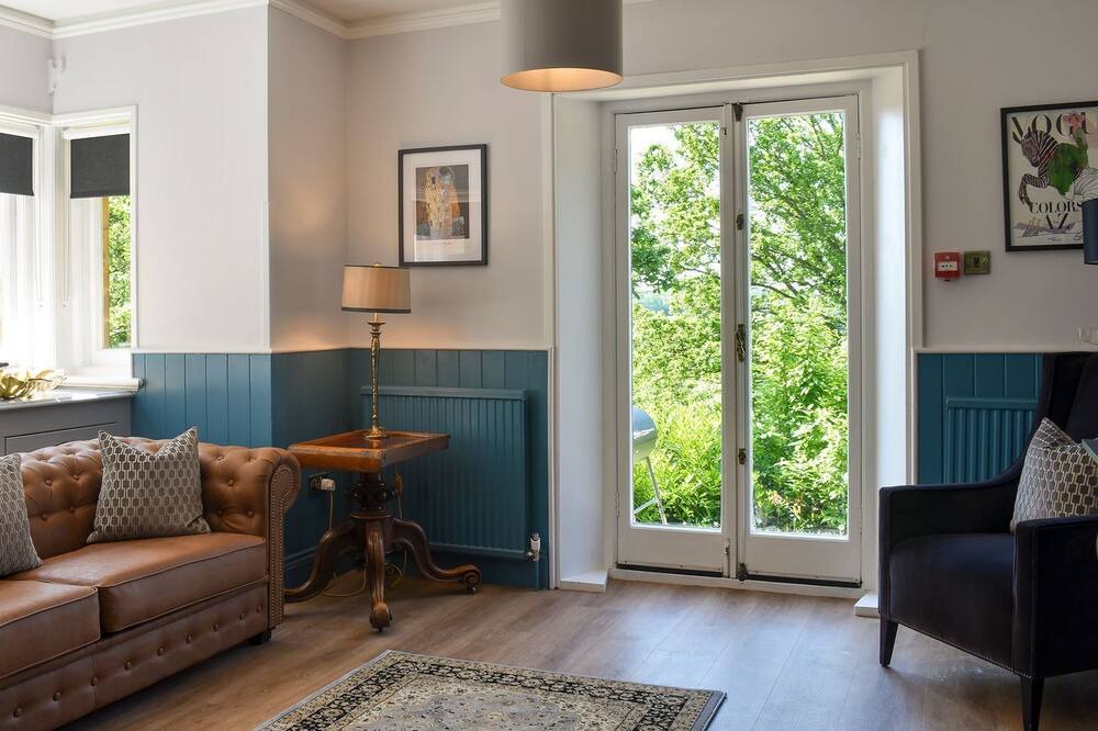 Photo of Livingroom in Royal Tunbridge Wells