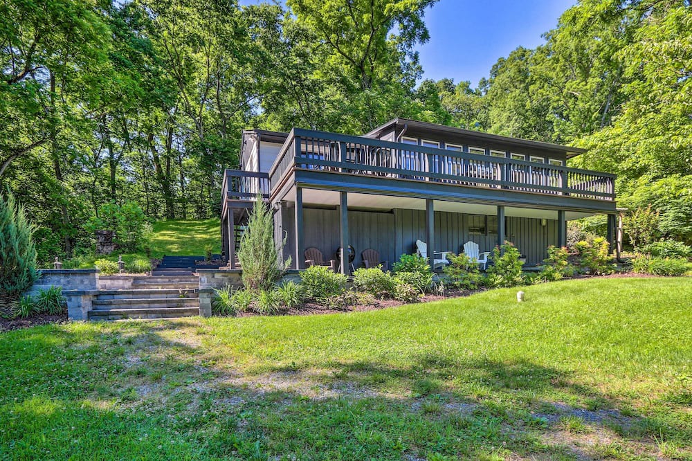 Photo of Outdoor in Bluemont