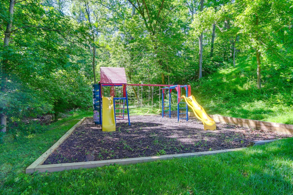 Photo of Others in Bluemont