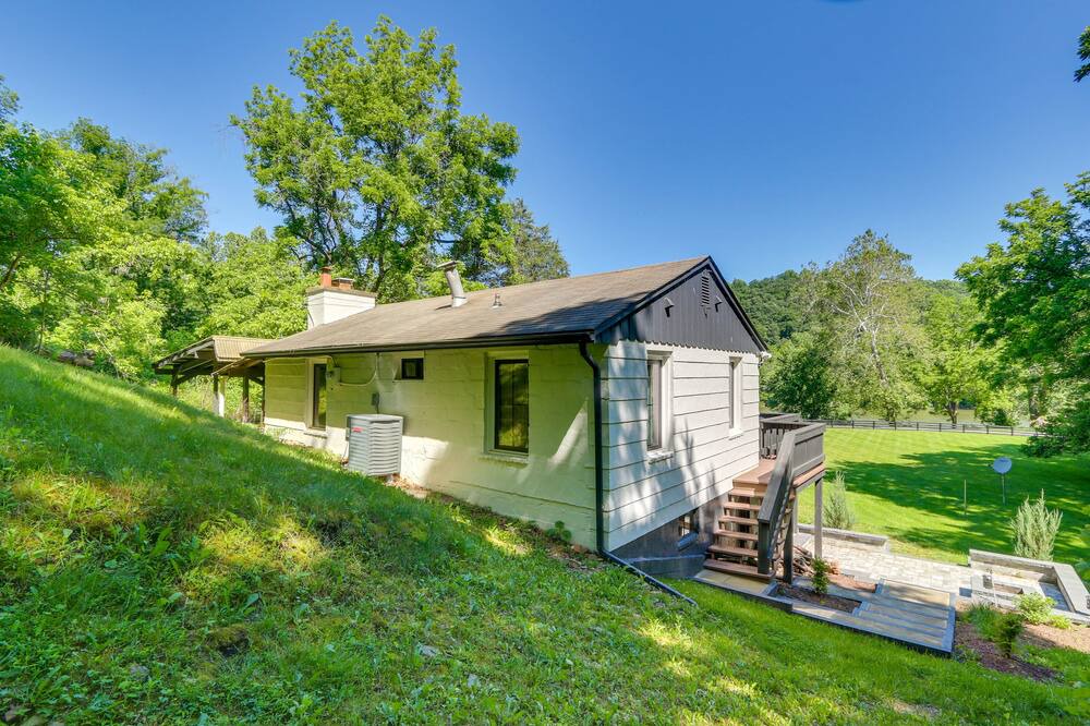 Photo of Outdoor in Bluemont