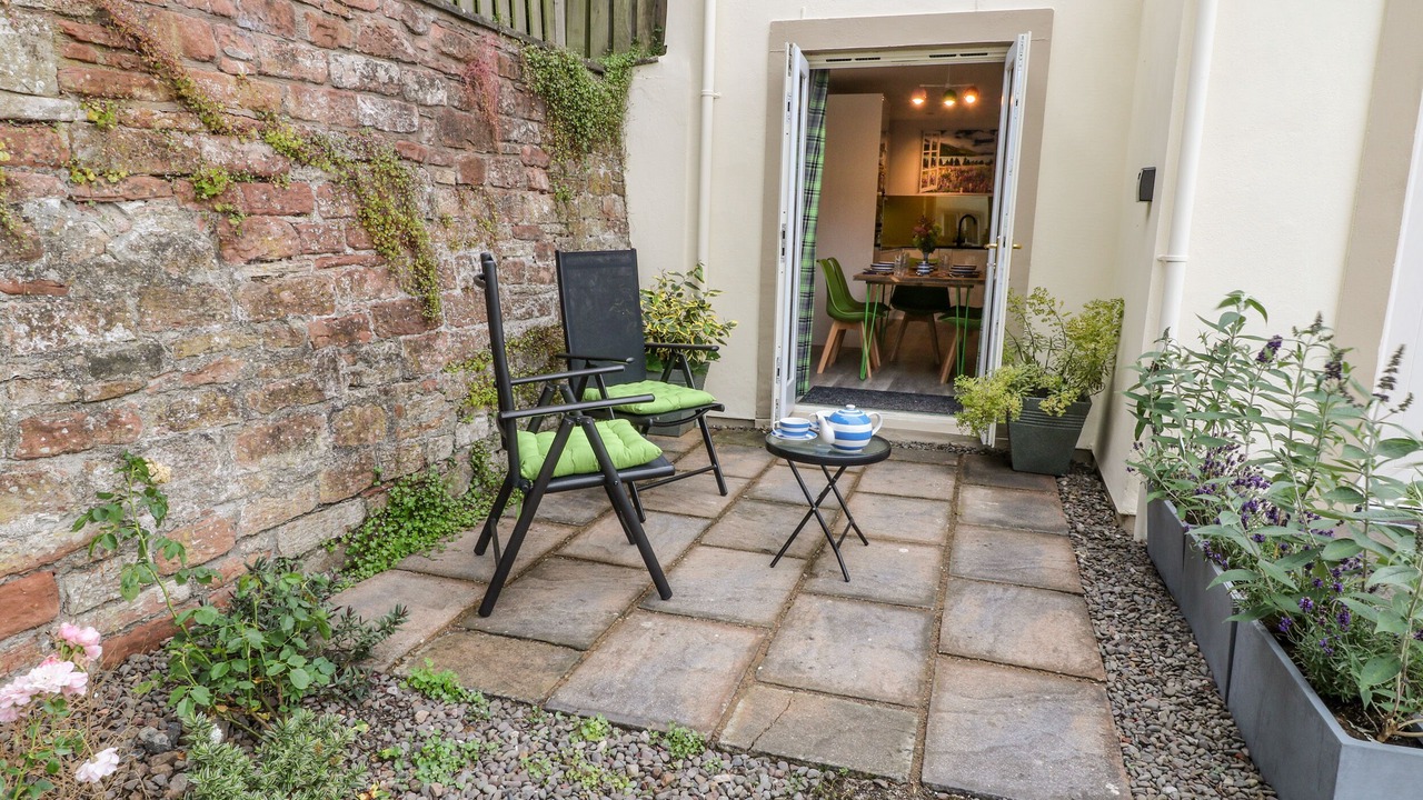 Photo of Others in Wing