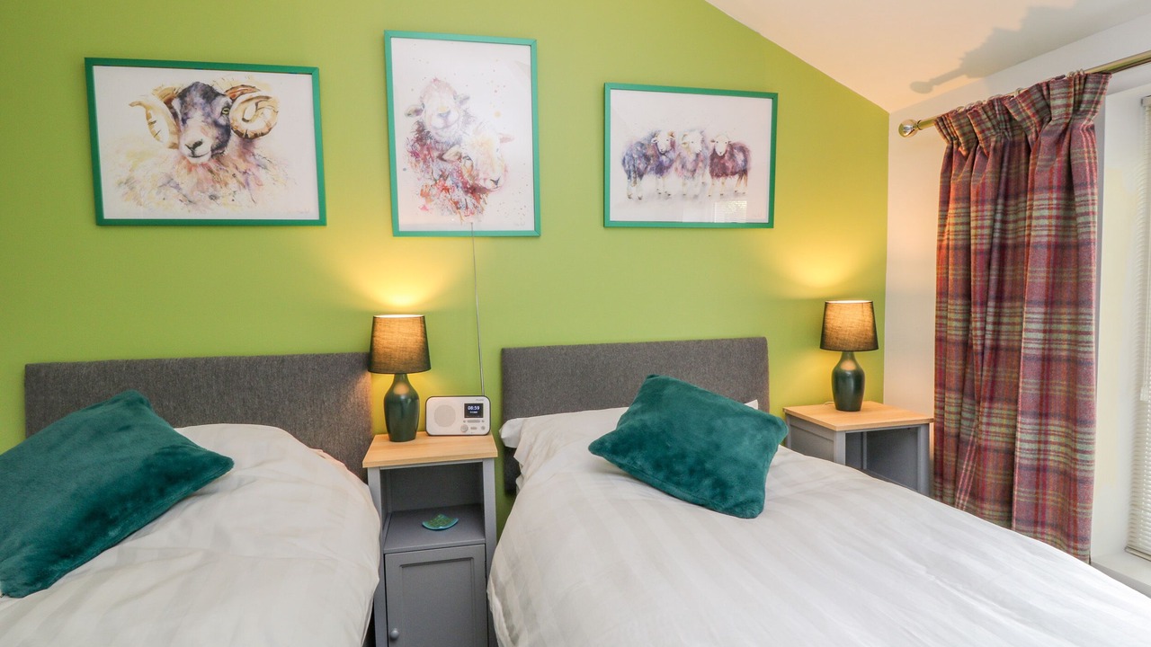 Photo of Others in Wing