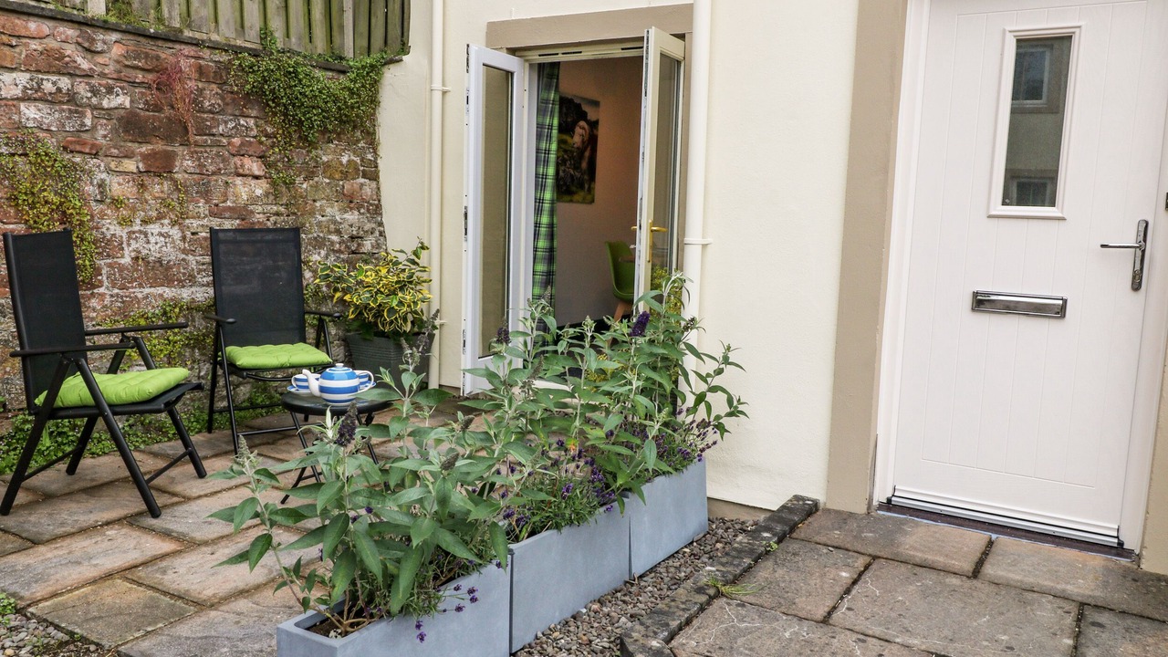 Photo of Others in Wing