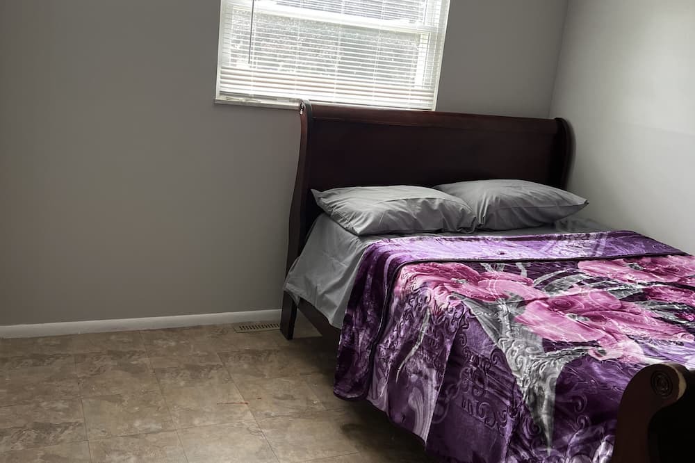 Photo of Bedroom in Hilltop