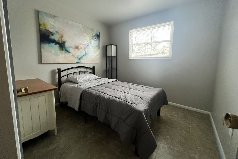 Photo of Bedroom in Hilltop