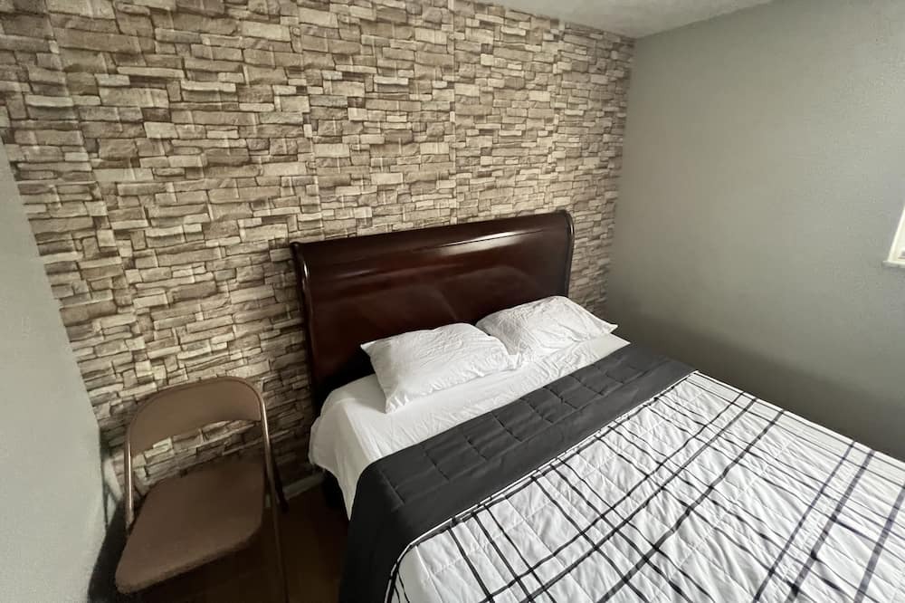 Photo of Bedroom in Hilltop
