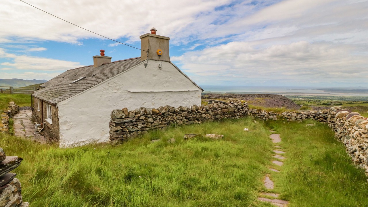 Photo of Others in Caernarfon