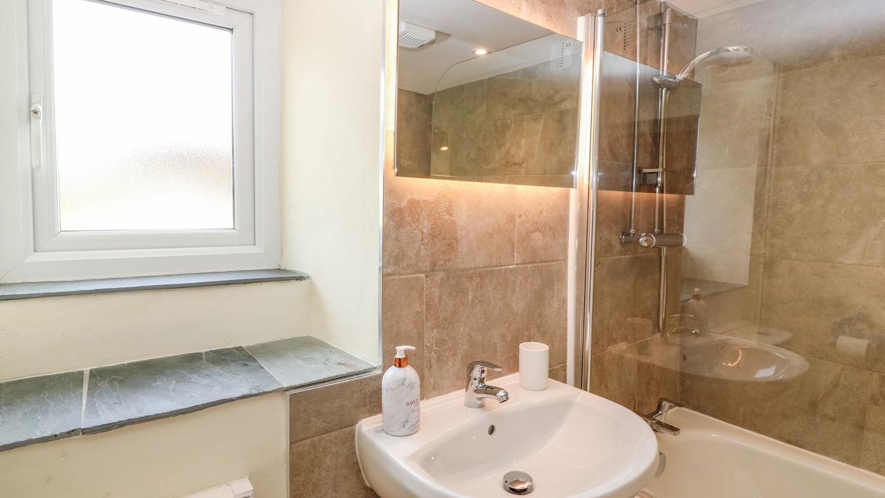 Photo of Others in Caernarfon