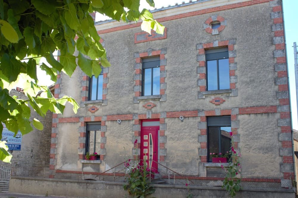 Photo of Outdoor in La Villedieu